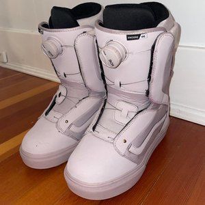 Vans Snowboard Boots US 8.5/EUR39, Pink with BOA